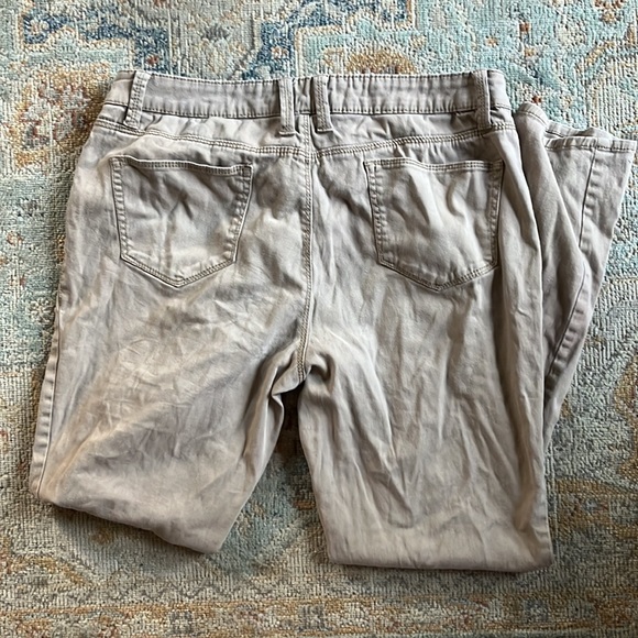 No boundaries mid-rise tan pant size 17 - Picture 2 of 2